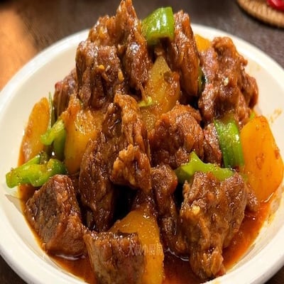 Humble neighbourhood Tibetan-Chinese restaurant — supporting dish in this style